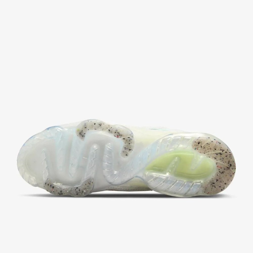 Nike Air VaporMax Flyknit 2021 “Mismatched Swoosh” DQ7633-100 Mens NEW - Picture 4 of 9